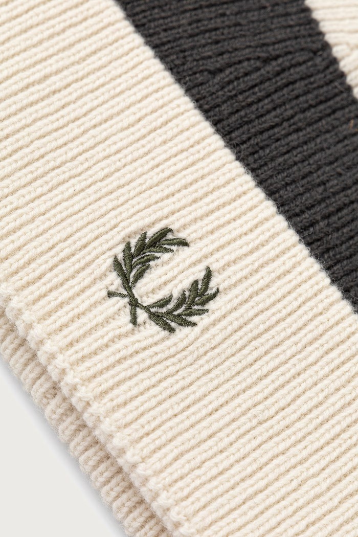 Akcesoria Fred Perry Czapka wełniana C3304.560 beżowy