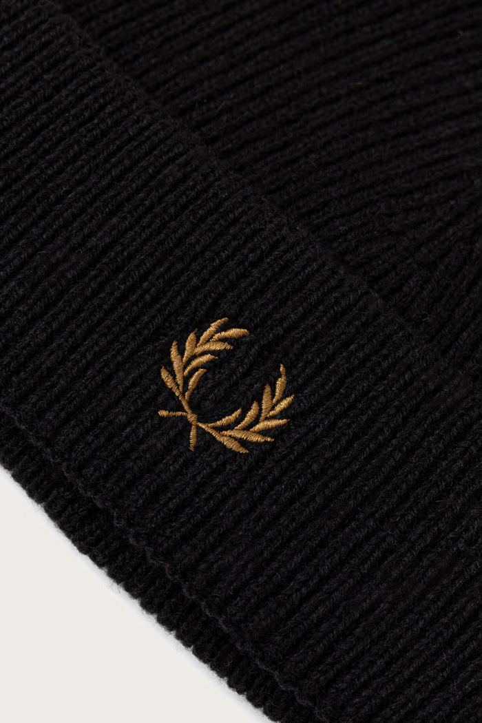 Akcesoria Fred Perry Czapka beanie wełniana C3306.102 czarny
