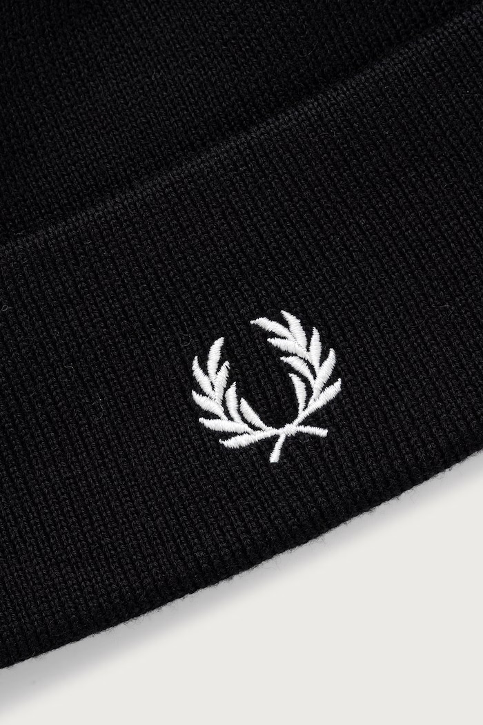 Akcesoria Fred Perry czapka beanie z wełną C3316.843 czarny