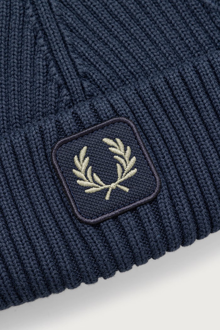 Akcesoria Fred Perry czapka beanie bawełniana C1138.738 granatowy