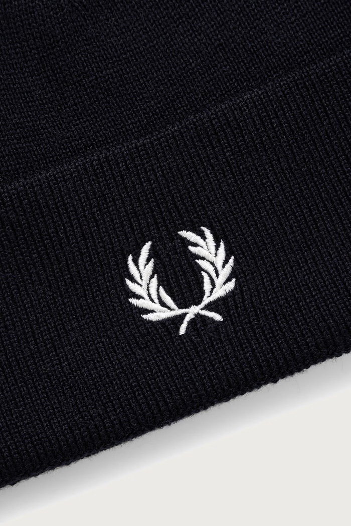 Akcesoria Fred Perry czapka z wełną C3316.T05 granatowy