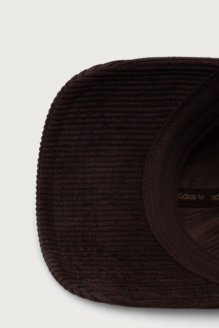 Καπέλο με γείσο κοτλέ Corduroy Baseball Cap adidas Originals KR6755 καφέ