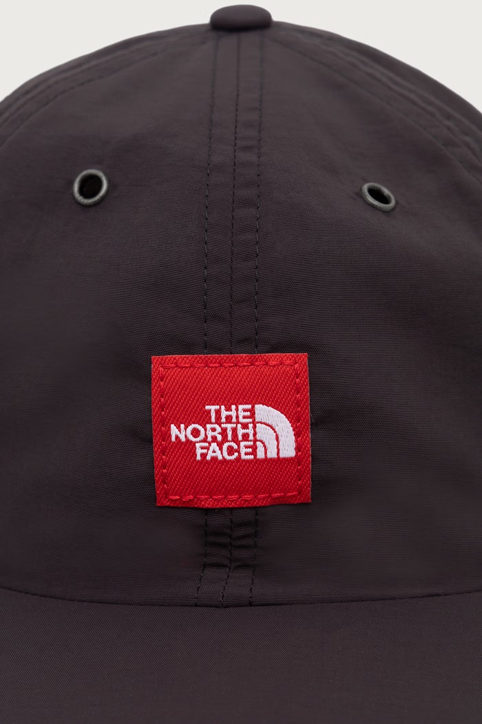 The North Face Čiapka so šiltom Redbox NF0A8EG70SA1 čierna AW26