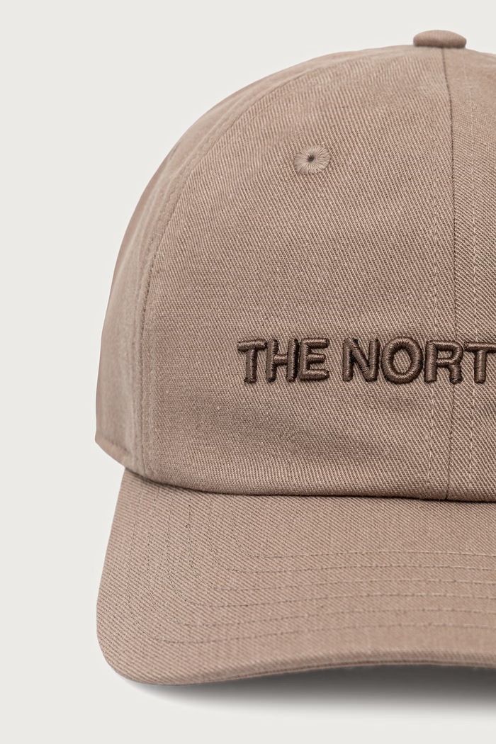 The North Face Kapa sa šiltom s pamukom Norm NF0A7WHPZ1R1 smeđa AW26