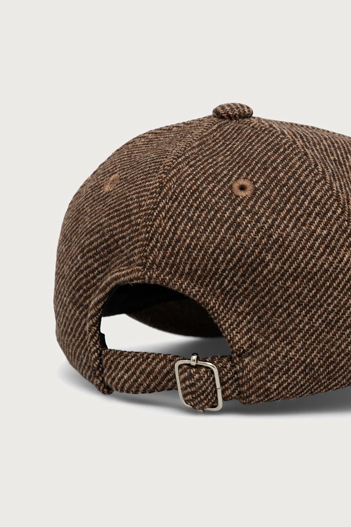 Akcesoria A.P.C. Czapka bejsbolówka z wełną casquette charlie WOATC.M24069 brązowy