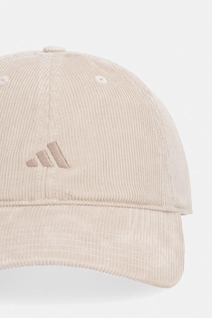 adidas czapka z daszkiem sztruksowa KQ6686 beżowy AW26