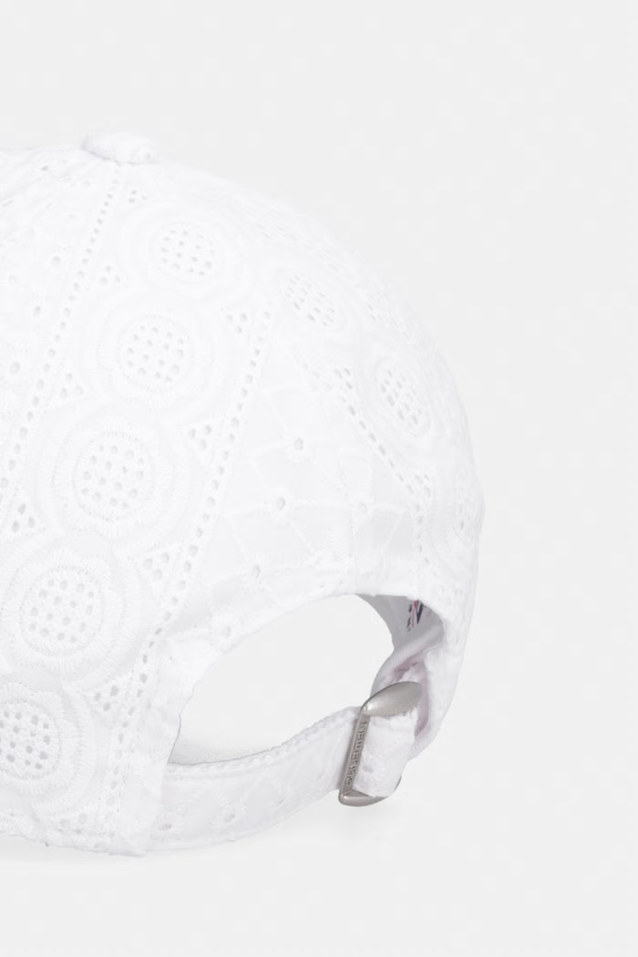 Akcesoria New Era czapka z daszkiem bawełniana BRODERIE 920 NYY 60667498 biały