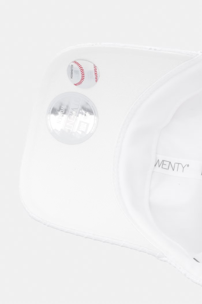 New Era czapka z daszkiem bawełniana BRODERIE 920 NYY biały 60667498