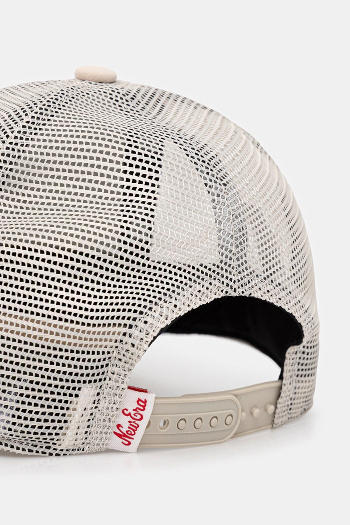 Аксессуары New Era кепка trucker OVAL FOAM PATCH TRUCKER 60856292 бежевый