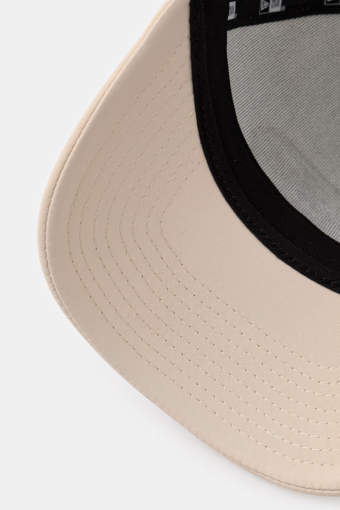 New Era trucker kapa OVAL FOAM PATCH TRUCKER bež 60856292