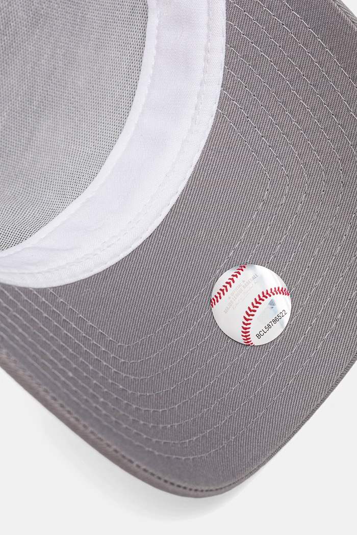 New Era czapka z daszkiem trucker SIDE PATCH TRUCKER NYY szary 60667444