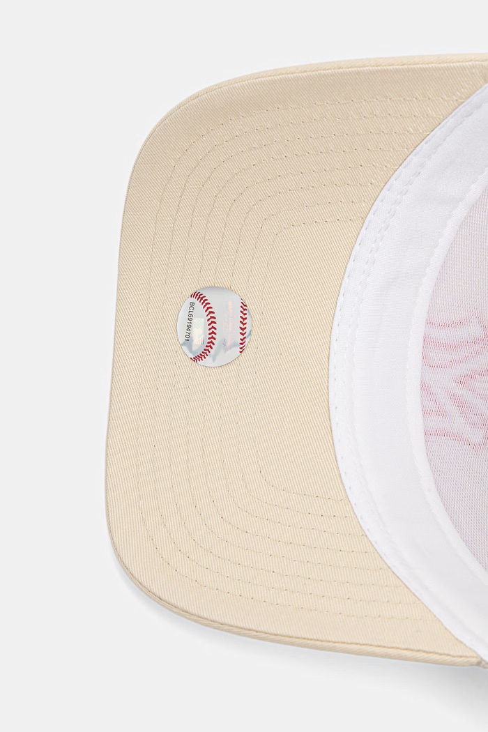 New Era czapka z daszkiem trucker OUTLINE EF TRUCKER NYY beżowy 60856382