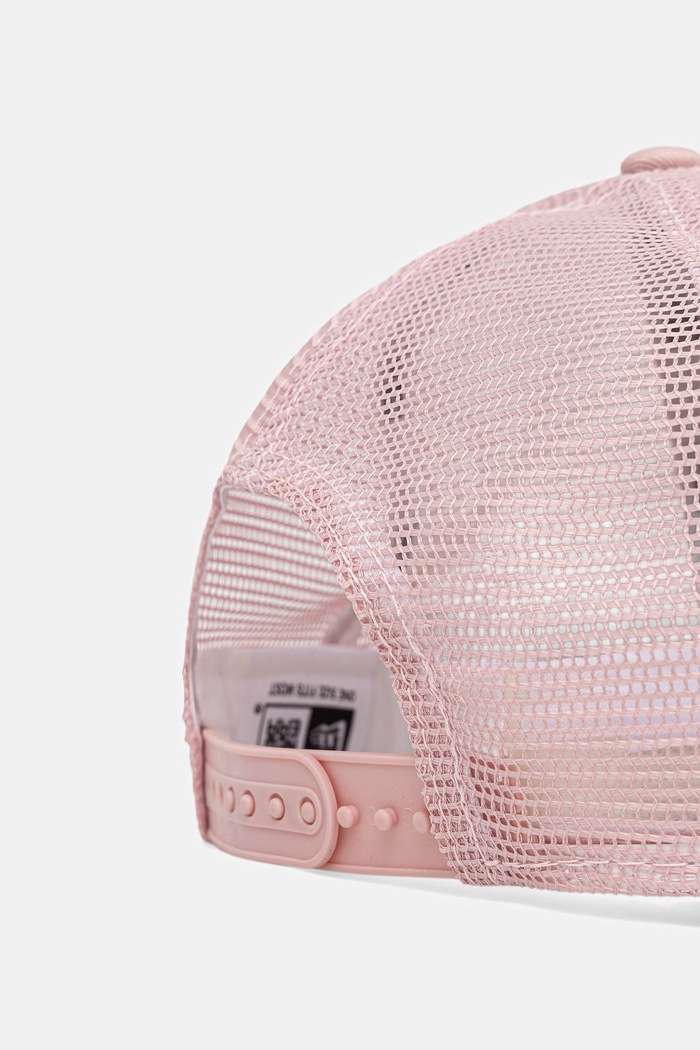 Akcesoria New Era czapka z daszkiem trucker OUTLINE EF TRUCKER NYY 60856375 różowy