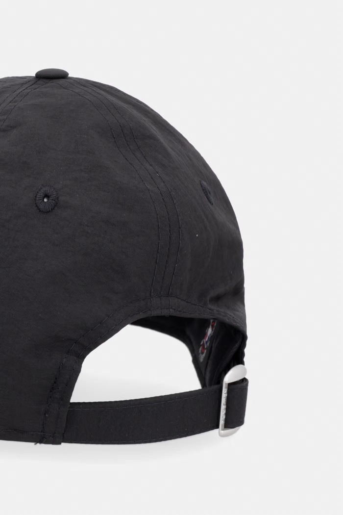 Akcesoria New Era czapka bejsbolówka RECYCLED MINI 920 NYY 60856349 czarny