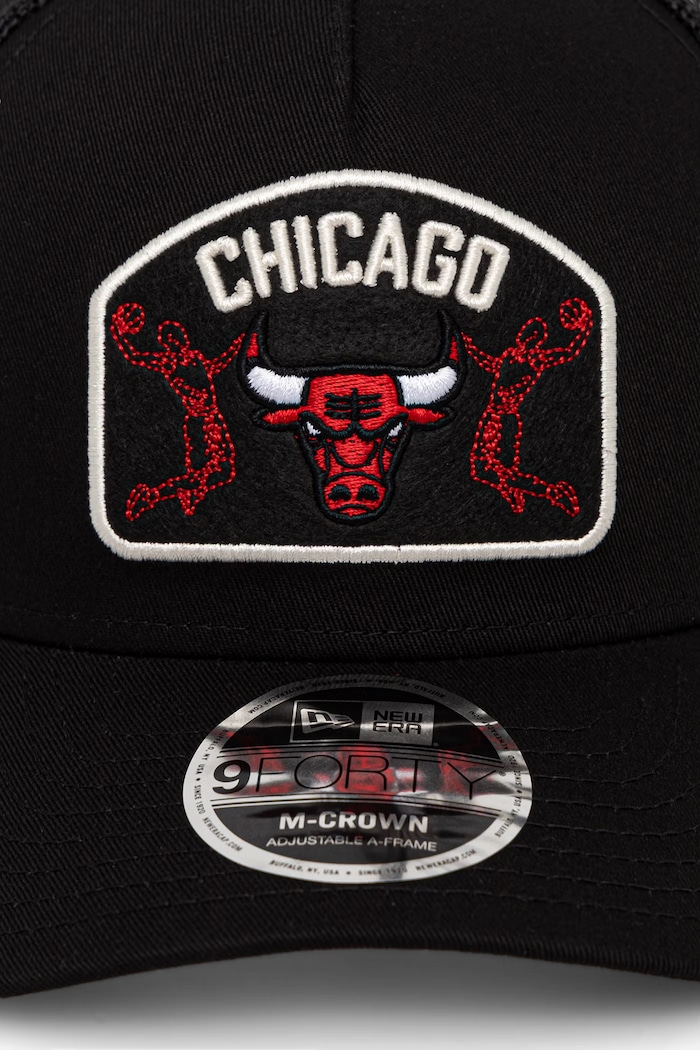 New Era czapka z daszkiem trucker NBA 940 MC TRUCKER BULLS 60856367 czarny AW26