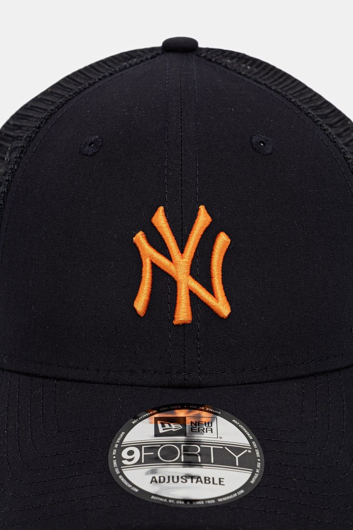 New Era czapka z daszkiem trucker MIDI HOMEFIELD 940 NYY 60856255 czarny AW26