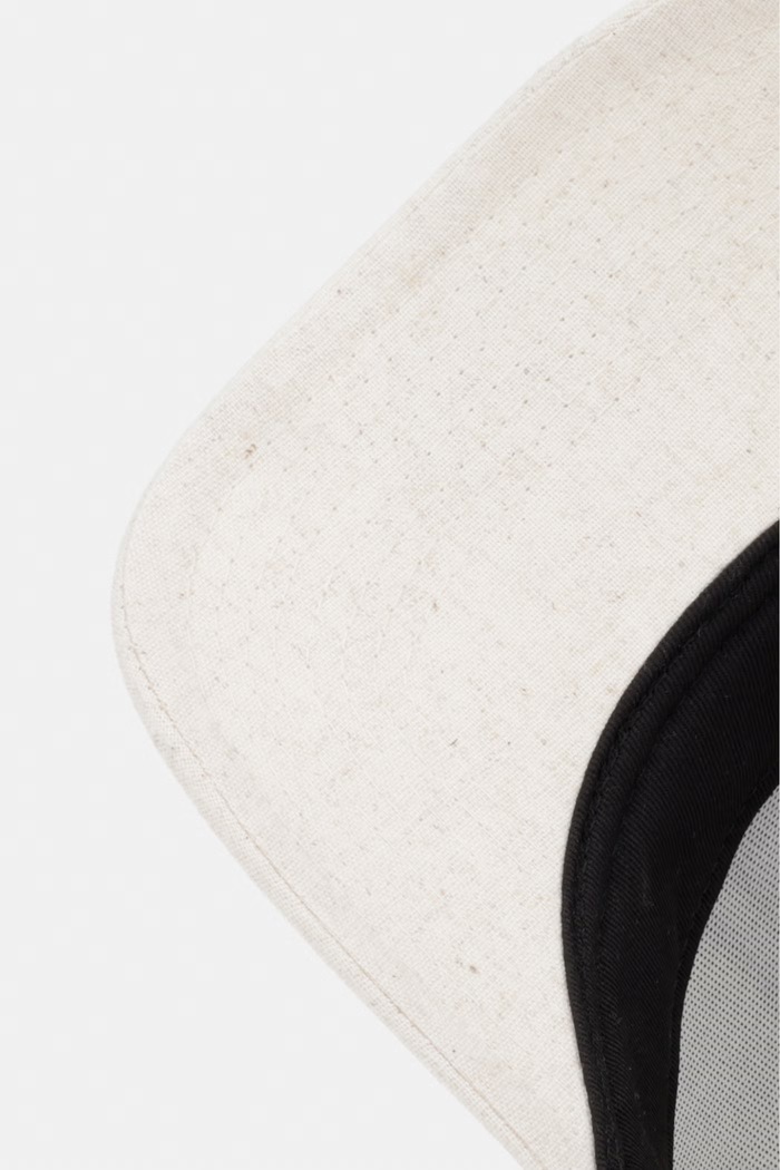 New Era bejzbalová čiapka s prímesou ľanu OVAL PATCH LINEN EFRAME béžová 60667679