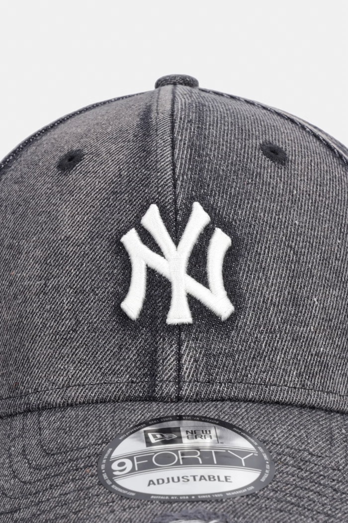 New Era czapka z daszkiem jeansowa ACID WASH DENIM 940 NYY 60856239 czarny AW26