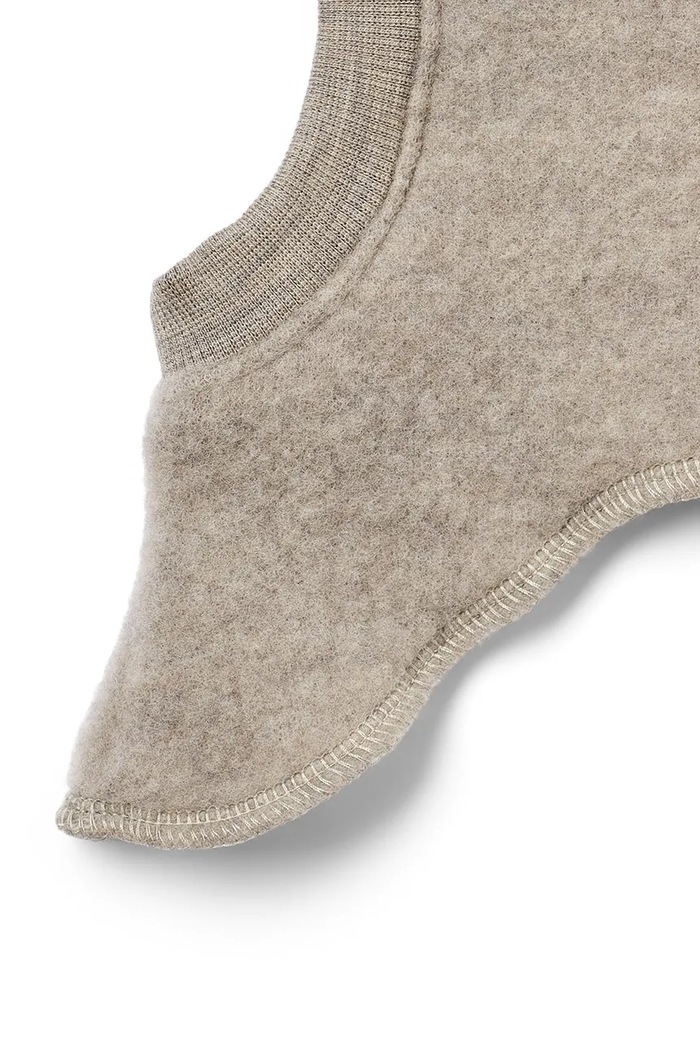 Wheat Kapucňa detská z meríno vlny 7724.786 béžová AW26