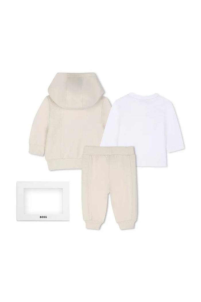 BOSS dres niemowlęcy z bawełną J53304 biały AW26