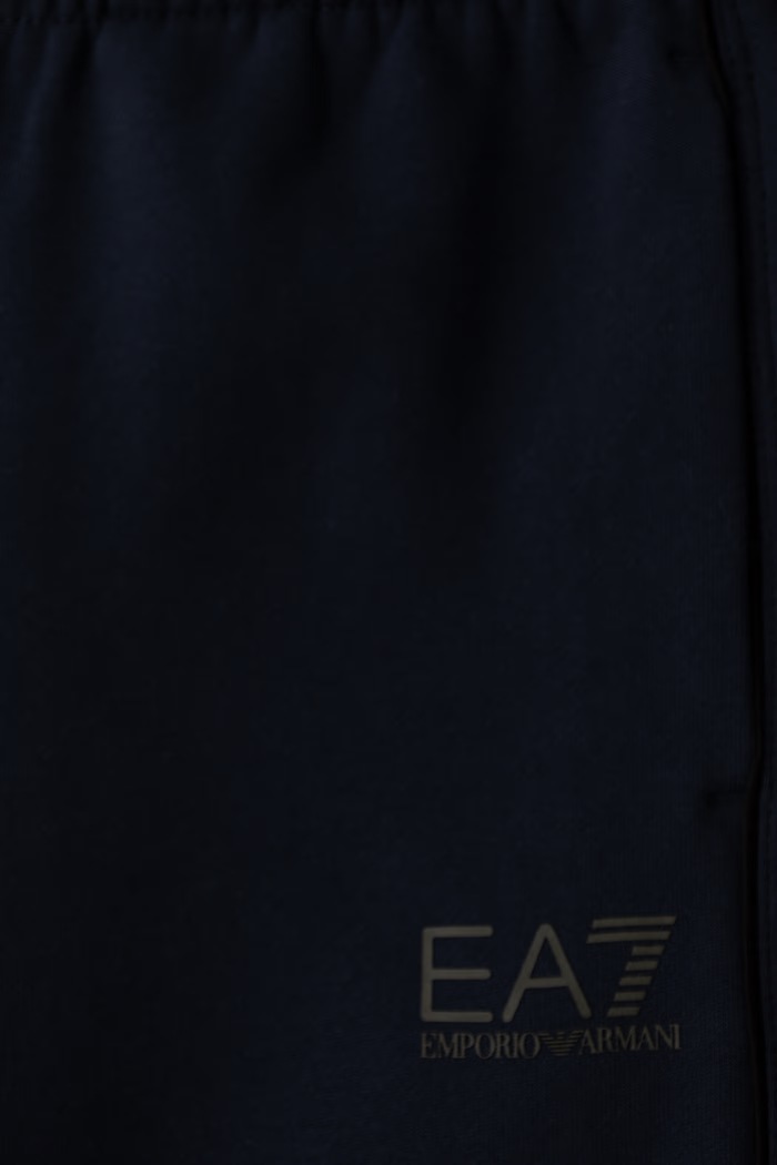 Odzież EA7 Emporio Armani Spodnie dresowe dziecięce z bawełną 7B000359.AF10368 granatowy
