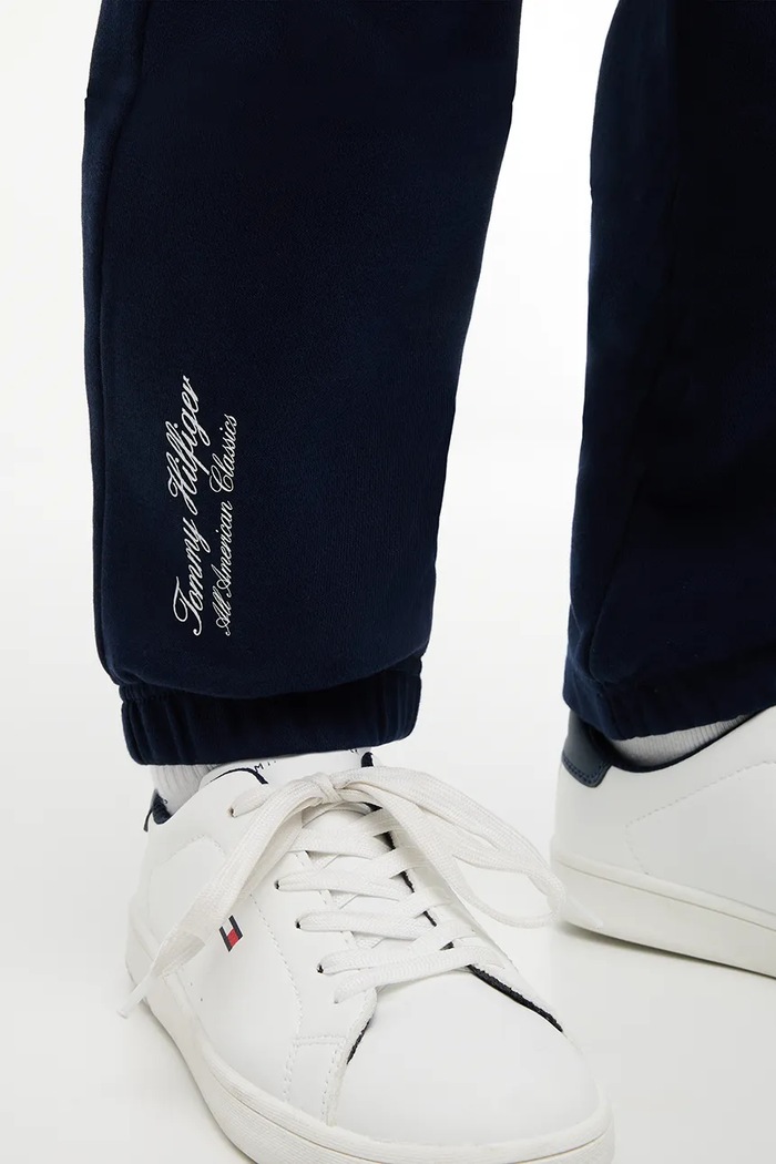 Tommy Hilfiger spodnie dresowe dziecięce bawełniane KB0KB10498.128.176.9BY2 granatowy