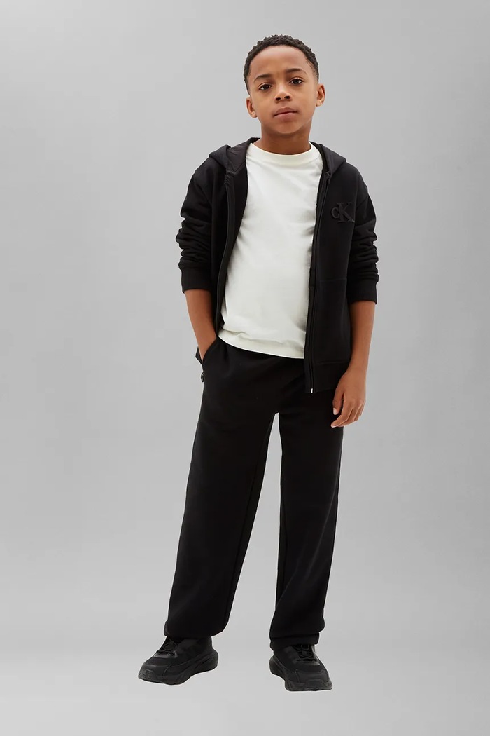 Calvin Klein Jeans spodnie dresowe dziecięce z bawełną LVCKTJC43B.128.176.9BY2 czarny