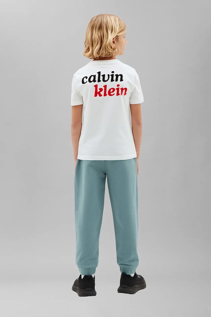 Calvin Klein Jeans teplákové nohavice detské bavlnené modrá LVCKTJC42B.128.176.9BY2
