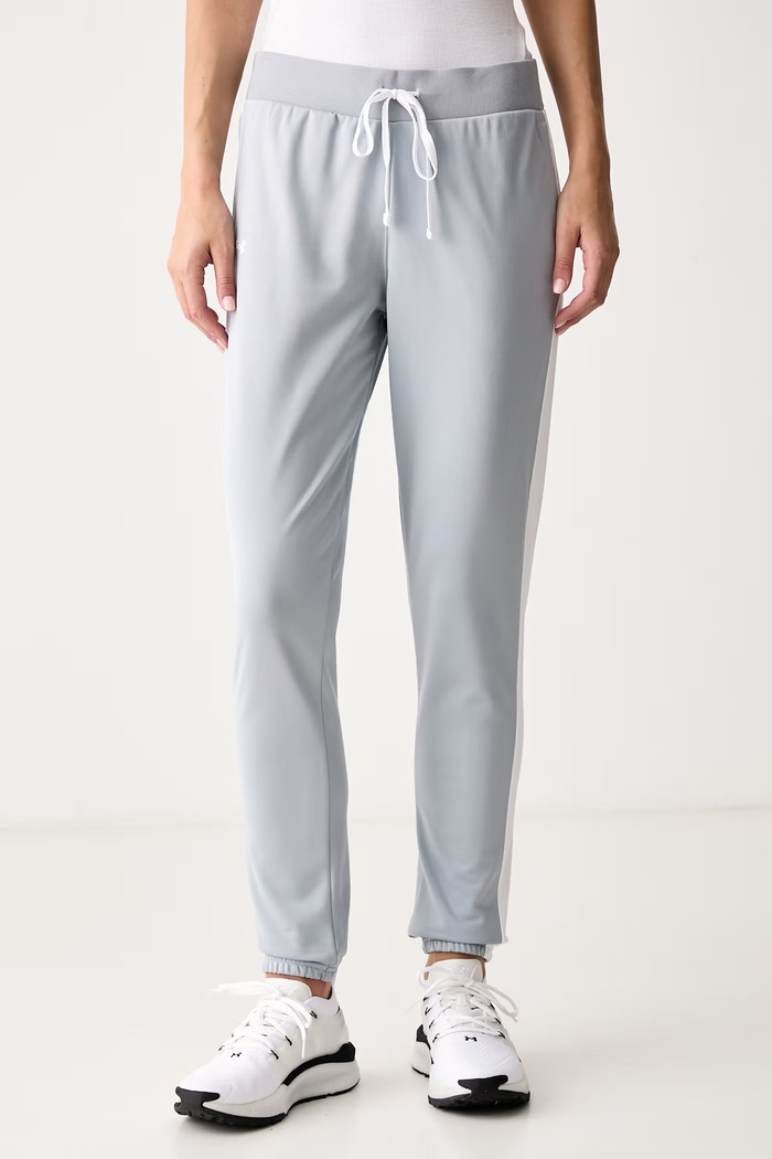 Komplet dresowy damski Tricot Under Armour 1365147.012 szary