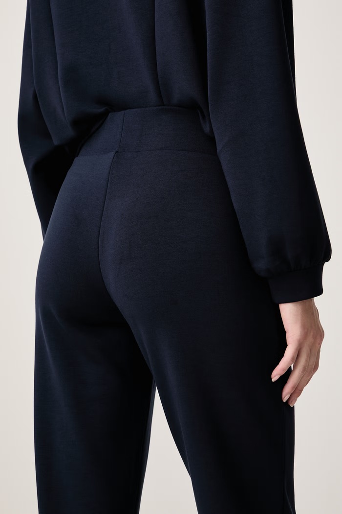 EA7 Emporio Armani спортен анцуг дамски AF24375.7W000194