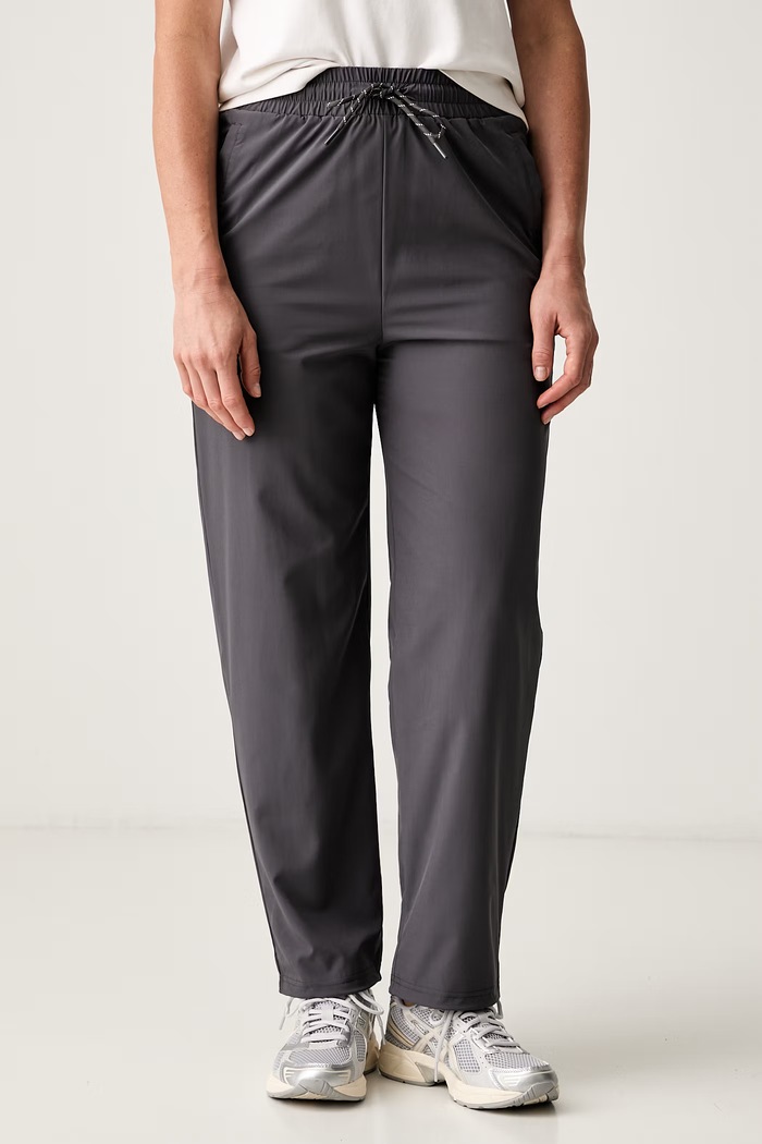 Odzież EA7 Emporio Armani komplet dresowy damski AF21681.7W001323 szary
