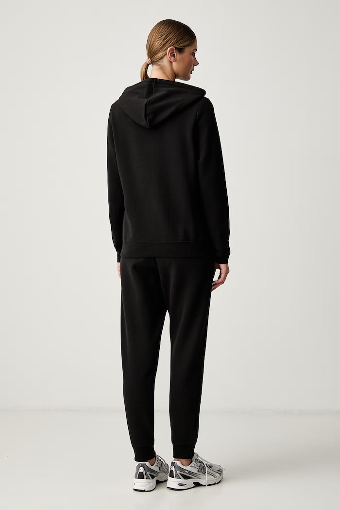 Odzież Puma komplet dresowy damski z bawełną 693993 czarny