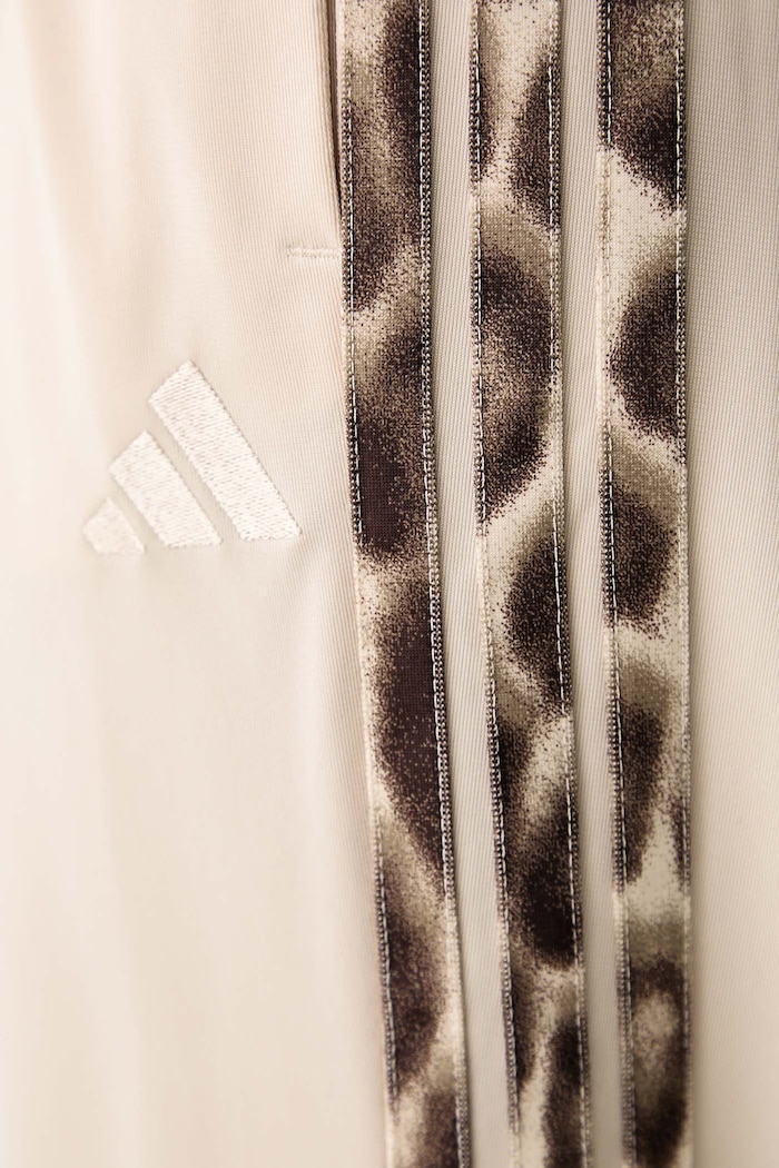 adidas Tepláková dámska Essentials KQ7620