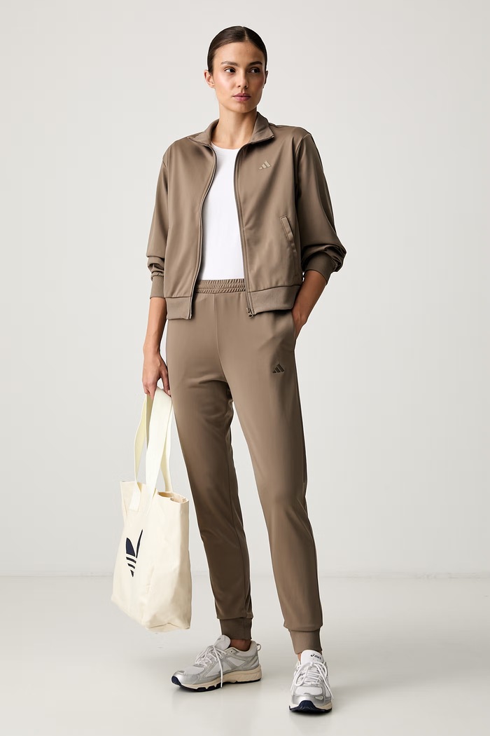 adidas trenirka ženska Essentials Feelcozy KQ7579 rjava AW26