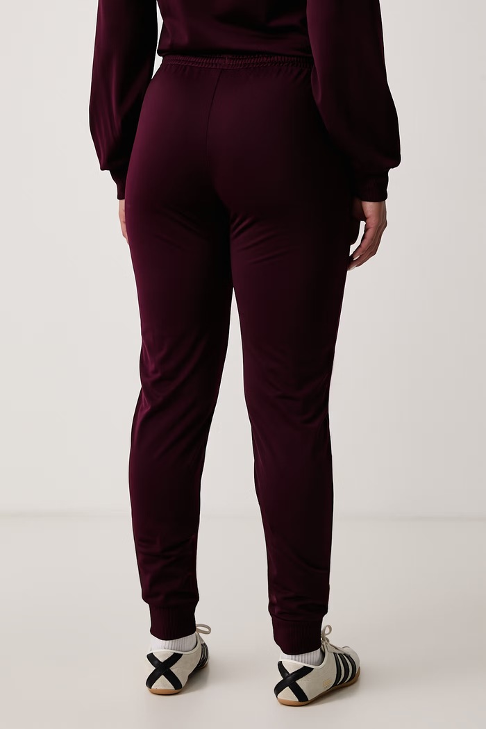 adidas Komplet dresowy damski Essentials Feelcozy KQ7582
