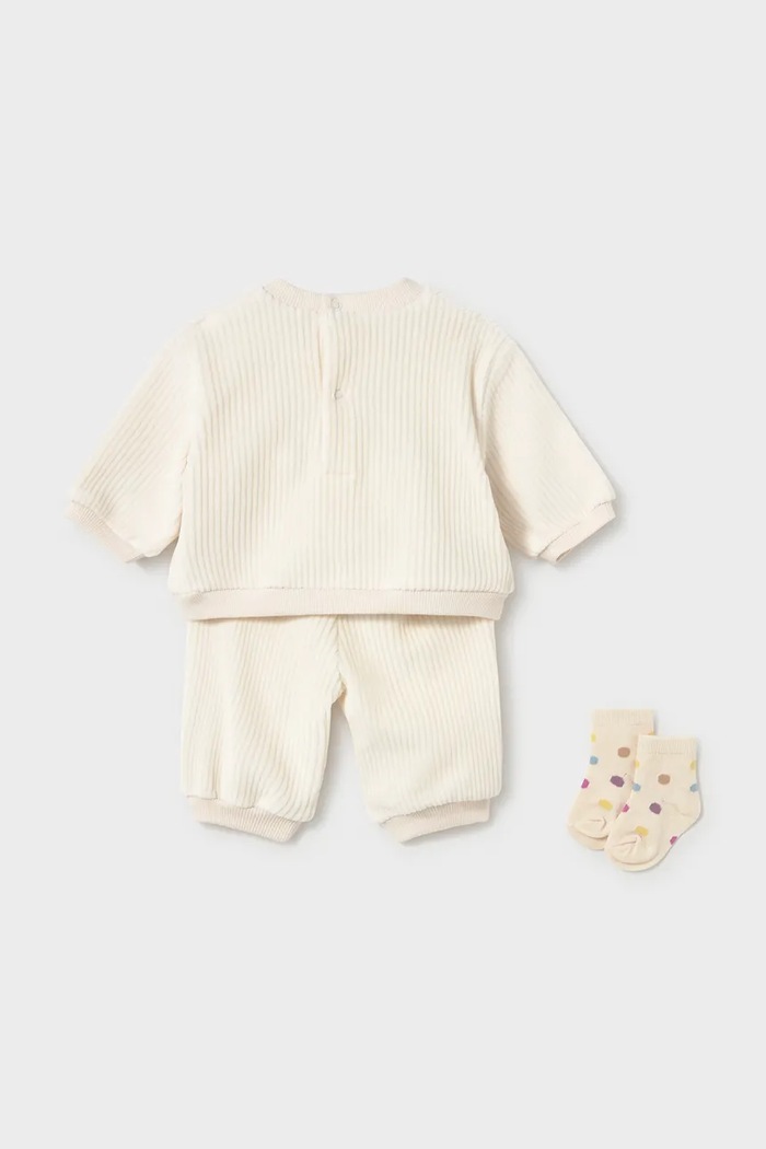 Mayoral Newborn трикотажный комплект для младенцев из вельвета 2654.2C.Newborn.9BY2 бежевый AW26