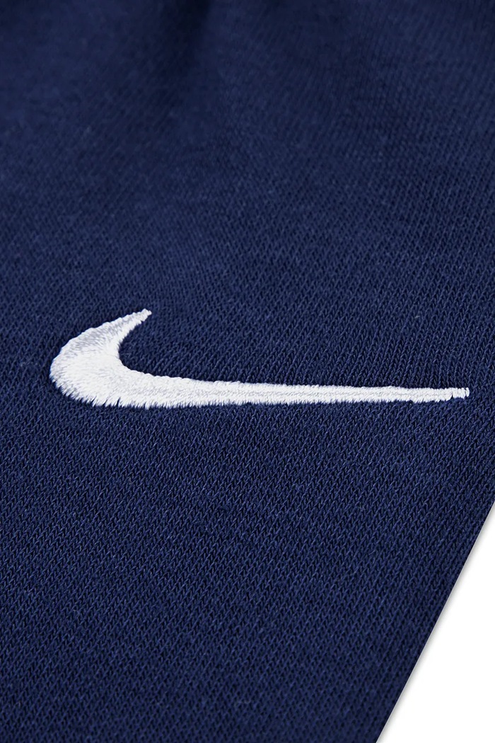 Komplet dresowy niemowlęcy bawełniany Nike granatowy 56M188