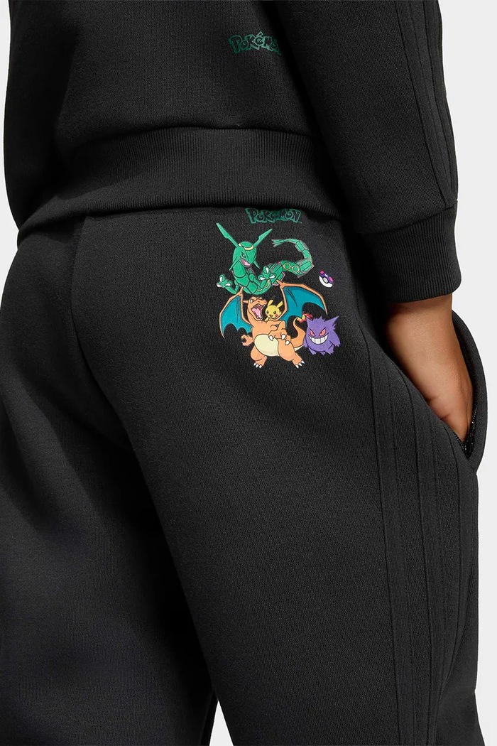 adidas Originals Dres dziecięcy z bawełną POKEMON KR4689