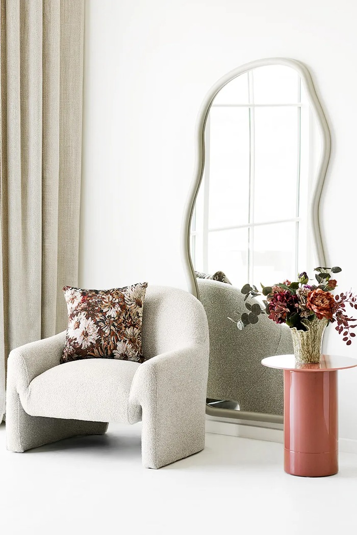 House Nordic Wazon dekoracyjny z ceramiki 4442075