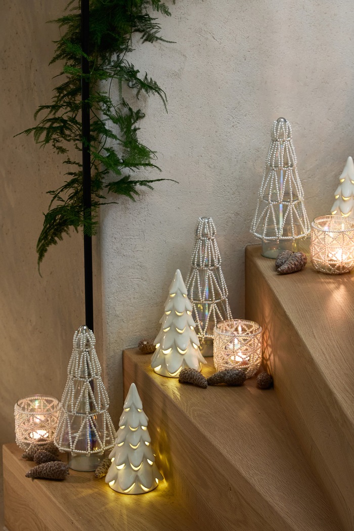 Dekoracja LED świąteczna z ceramiki 20 cm Riviera Maison 582730 biały