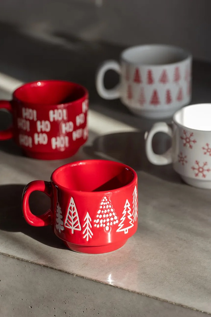 Zestaw kubków świątecznych z dolomitu 4-pack J-Line multicolor 59136