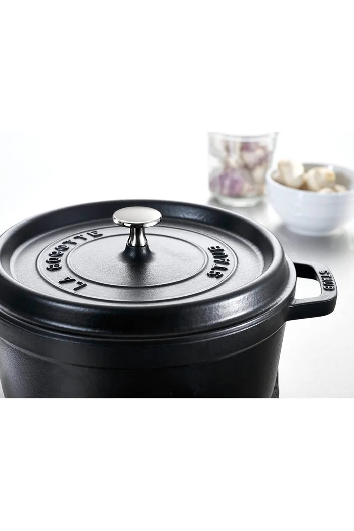 Kuchnia i bar Staub Garnek żeliwny La Cocotte 3,8 l 40500.241.0 czarny