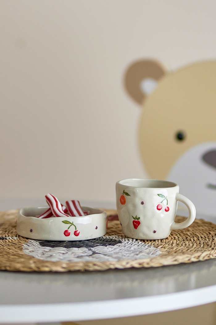 Bloomingville MINI Zestaw naczyń dziecięcych Tatiana Tableware Set 82061379 biały AW26