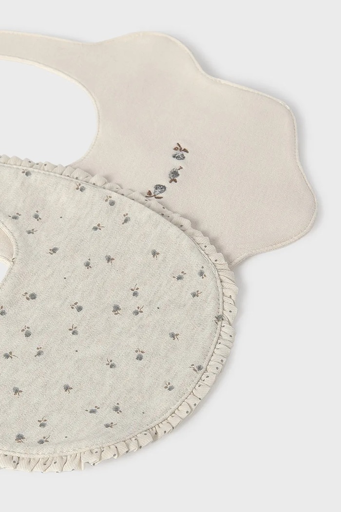 Mayoral Newborn Слюнявчик для детей хлопковый 2 шт. 9139.2B.Newborn.9BY2 бежевый AW26