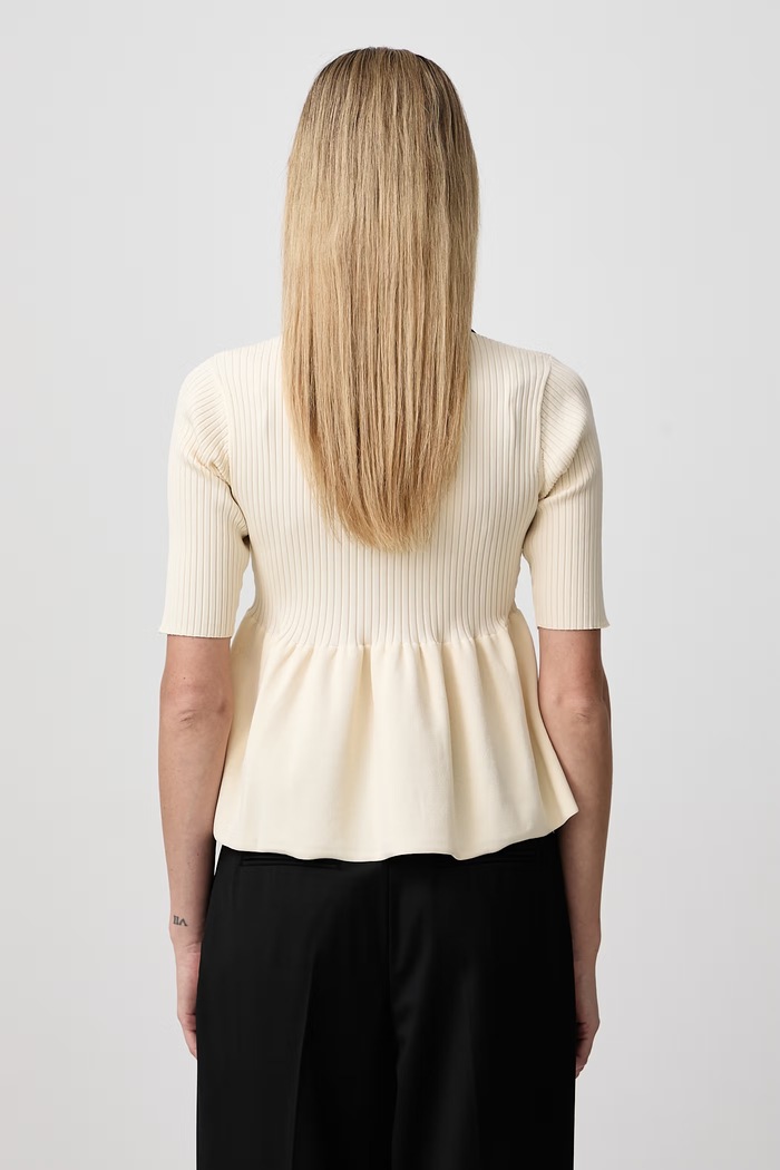 Odzież Fred Perry Polo damskie z wiskozą K3109.560 beżowy