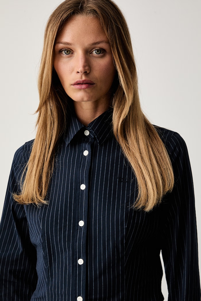 Guess Jeans рубашка для женщин из хлопка с эластаном тёмно-синий W6YH11.W2835