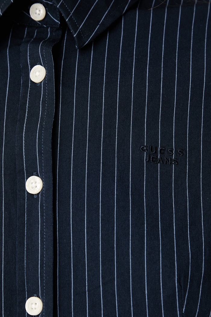Guess Jeans srajca ženska iz bombaža z elastanom W6YH11.W2835 mornarsko modra