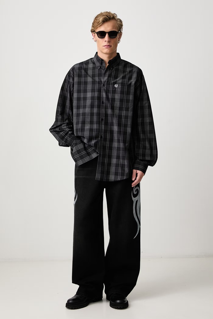 Vetements Metal Logo koszula bawełniana męska MH27SH059BC czarny AW26