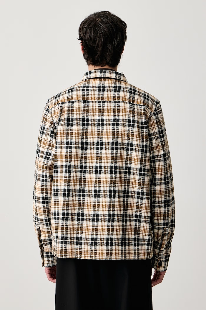Odzież Fred Perry Koszula męska bawełniana M3321.560 beżowy