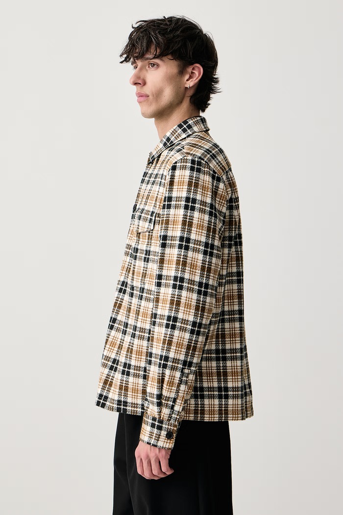 Koszula męska bawełniana Fred Perry M3321.560 beżowy